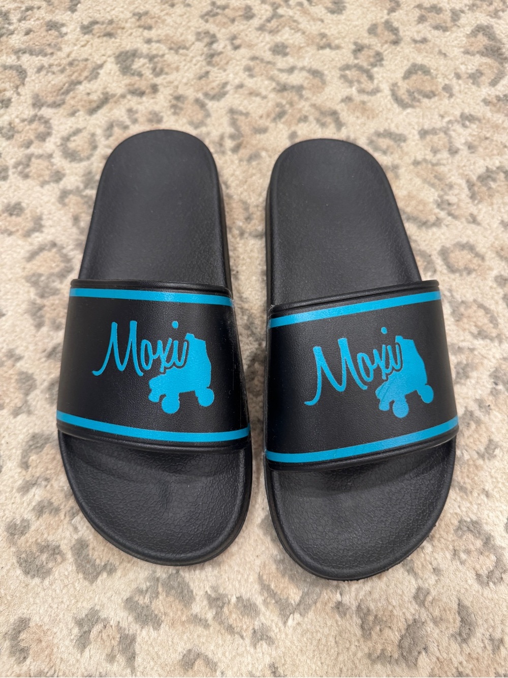 Moxi Black & Teal Slide Sandals